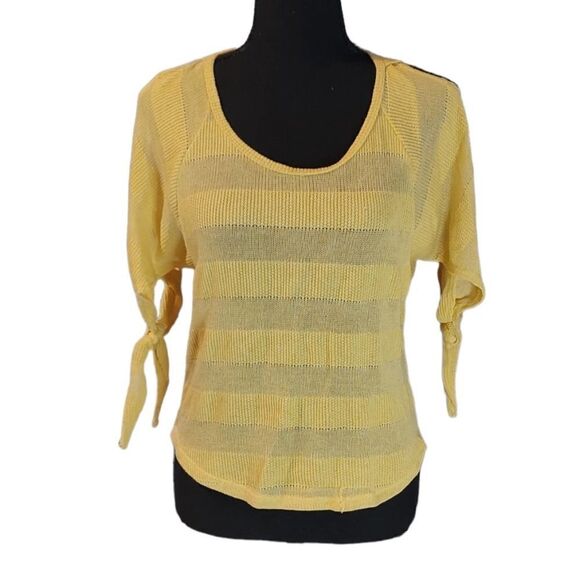 PacSun Kima Yellow Cold Shoulder Top Small - Picture 1 of 5